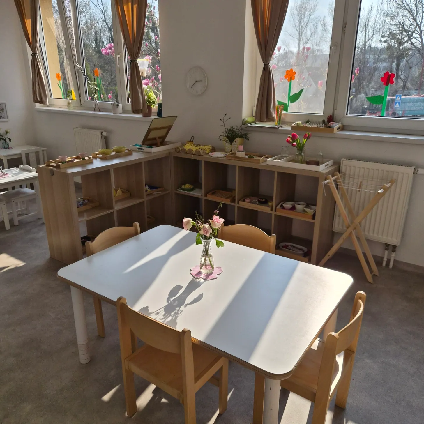 Pracovná zóna s Montessori materiálmi