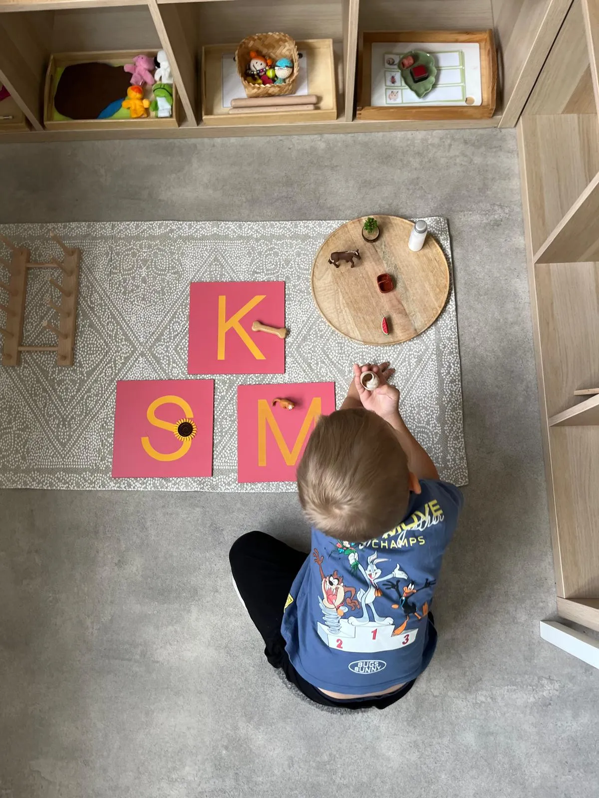Montessori aktivita — zmyslové pomôcky